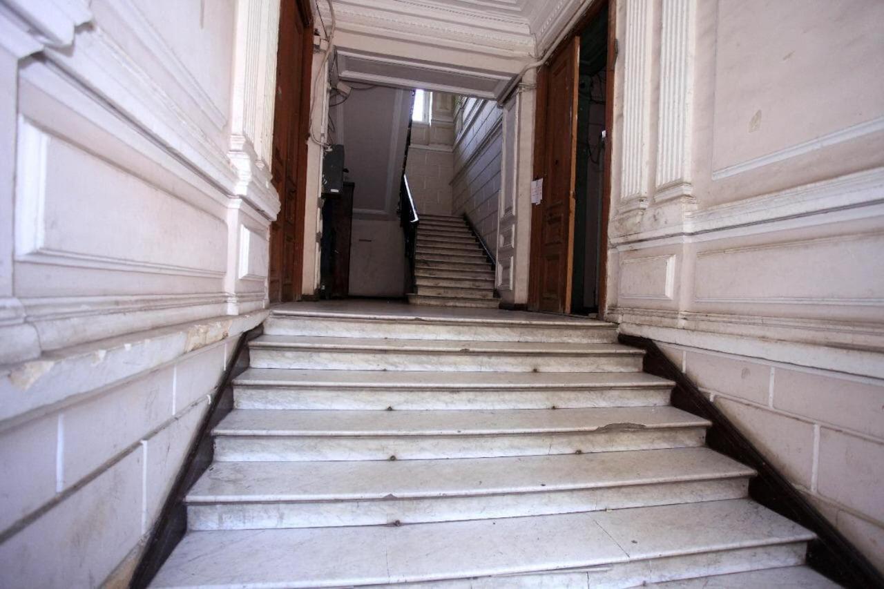 Dali's Royal Apartment Tbilisi Bagian luar foto