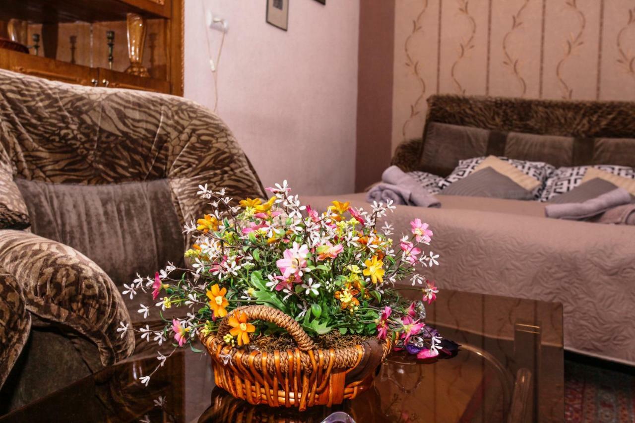 Dali's Royal Apartment Tbilisi Bagian luar foto