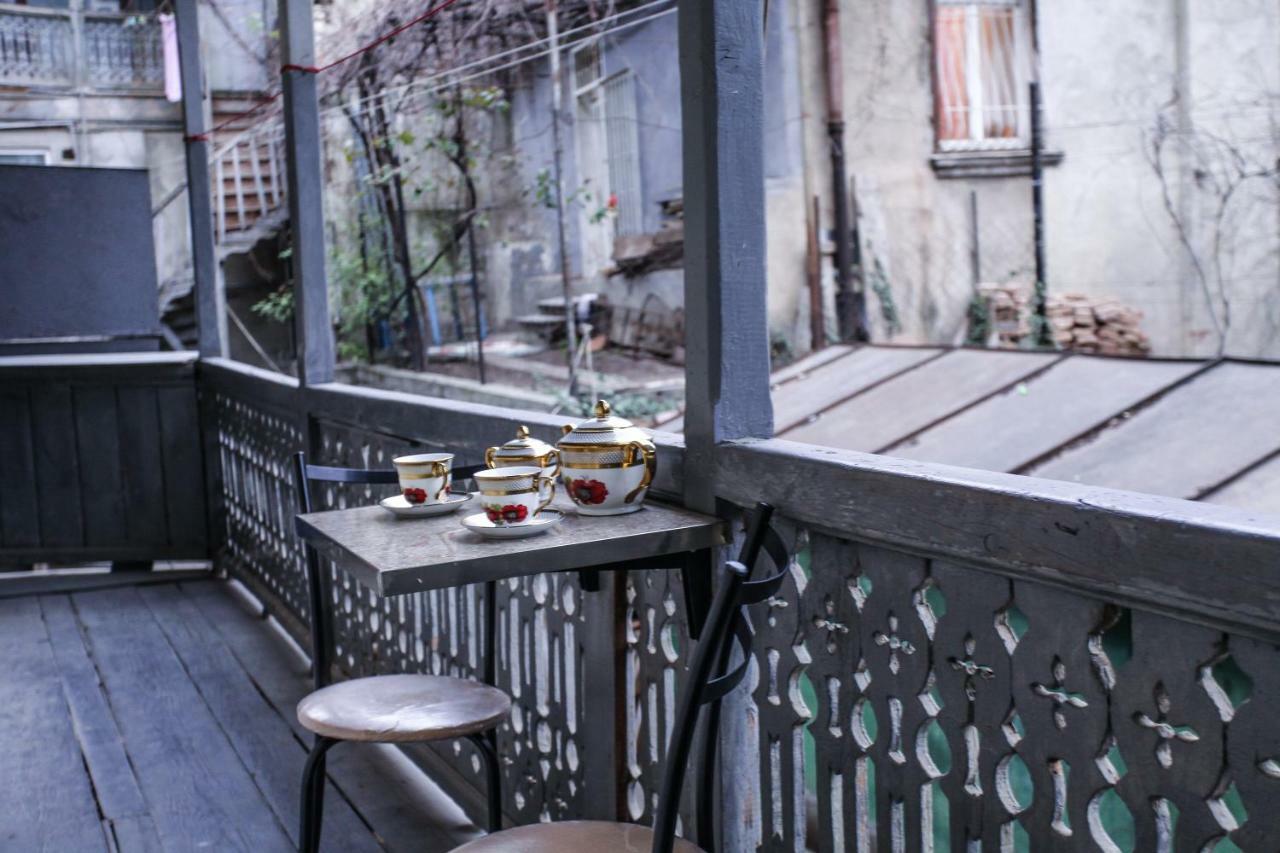 Dali's Royal Apartment Tbilisi Bagian luar foto