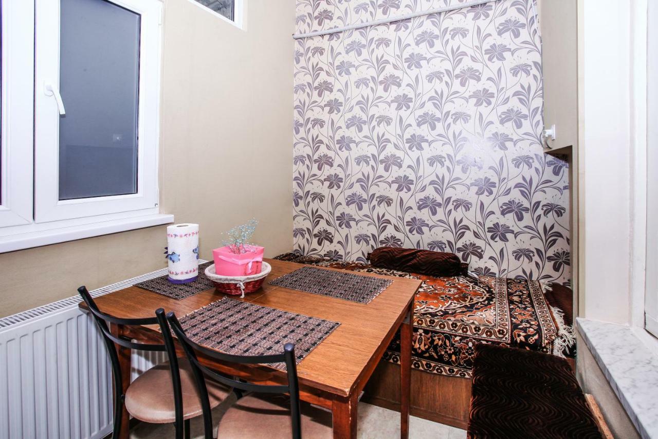 Dali's Royal Apartment Tbilisi Bagian luar foto